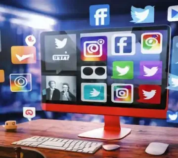 إدارة صفحات مواقع التواصل الاجتماعي